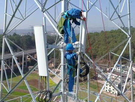 电力螺栓搭建电力铁塔